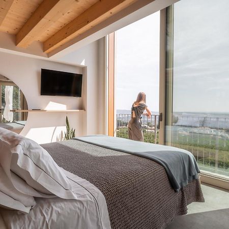 Agriturismo Rive Del Bacio - La Dimora 瓦尔多比亚德内 外观 照片