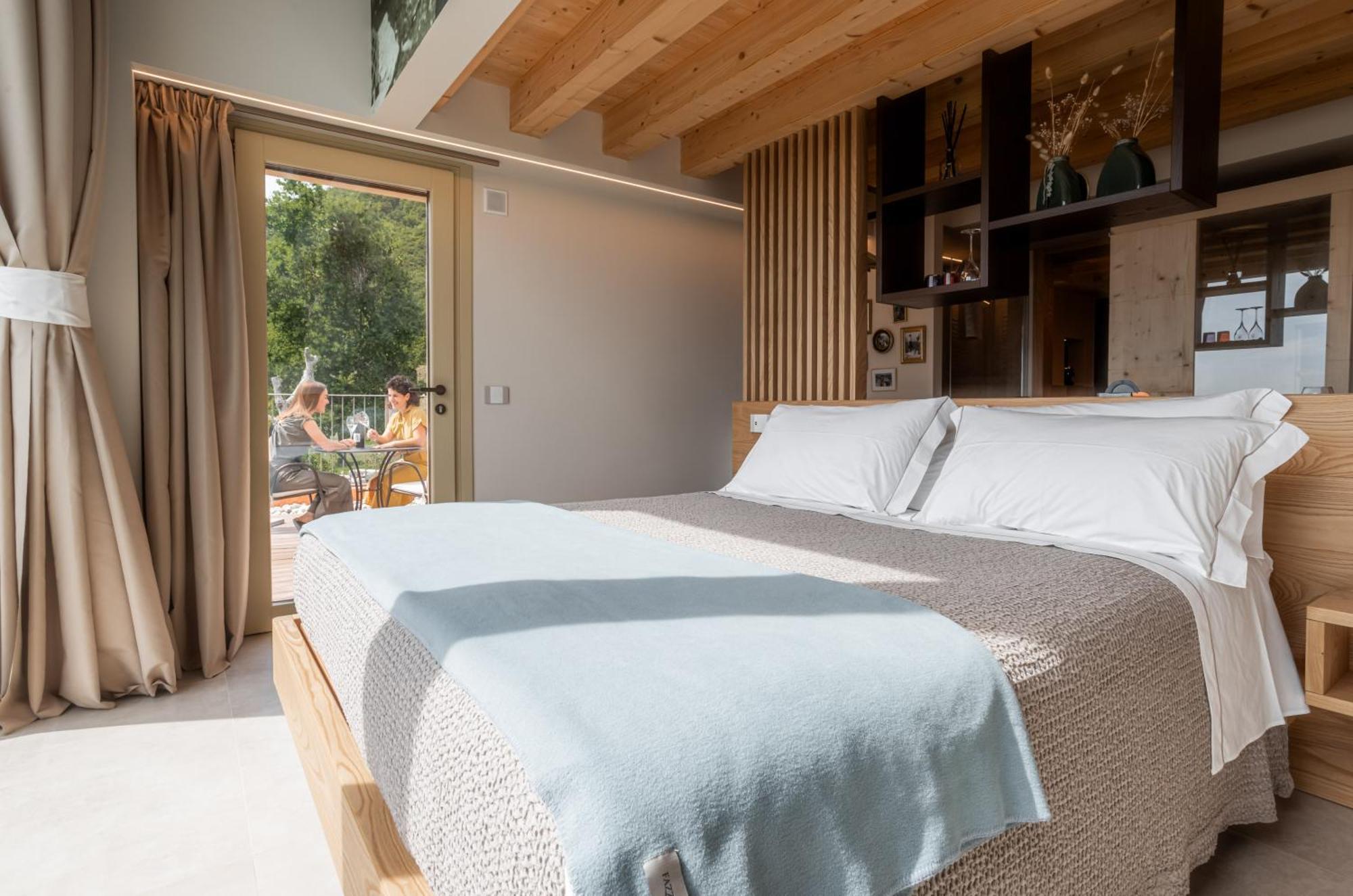 Agriturismo Rive Del Bacio - La Dimora 瓦尔多比亚德内 外观 照片